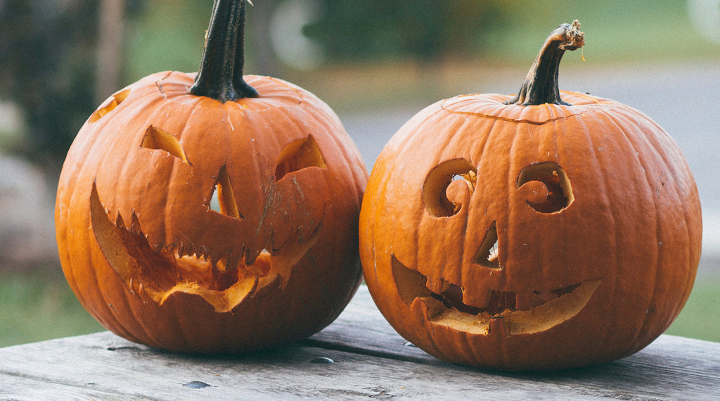 How to have a safe halloween in 2020 image of pumpkin carving for halloween