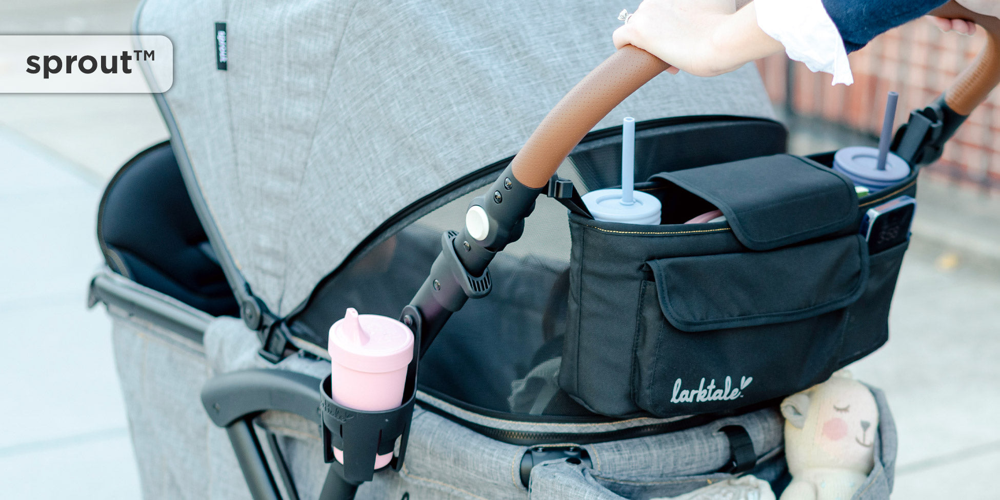 close up on the sprout strollerwagon handlebar console and canopy vented panel