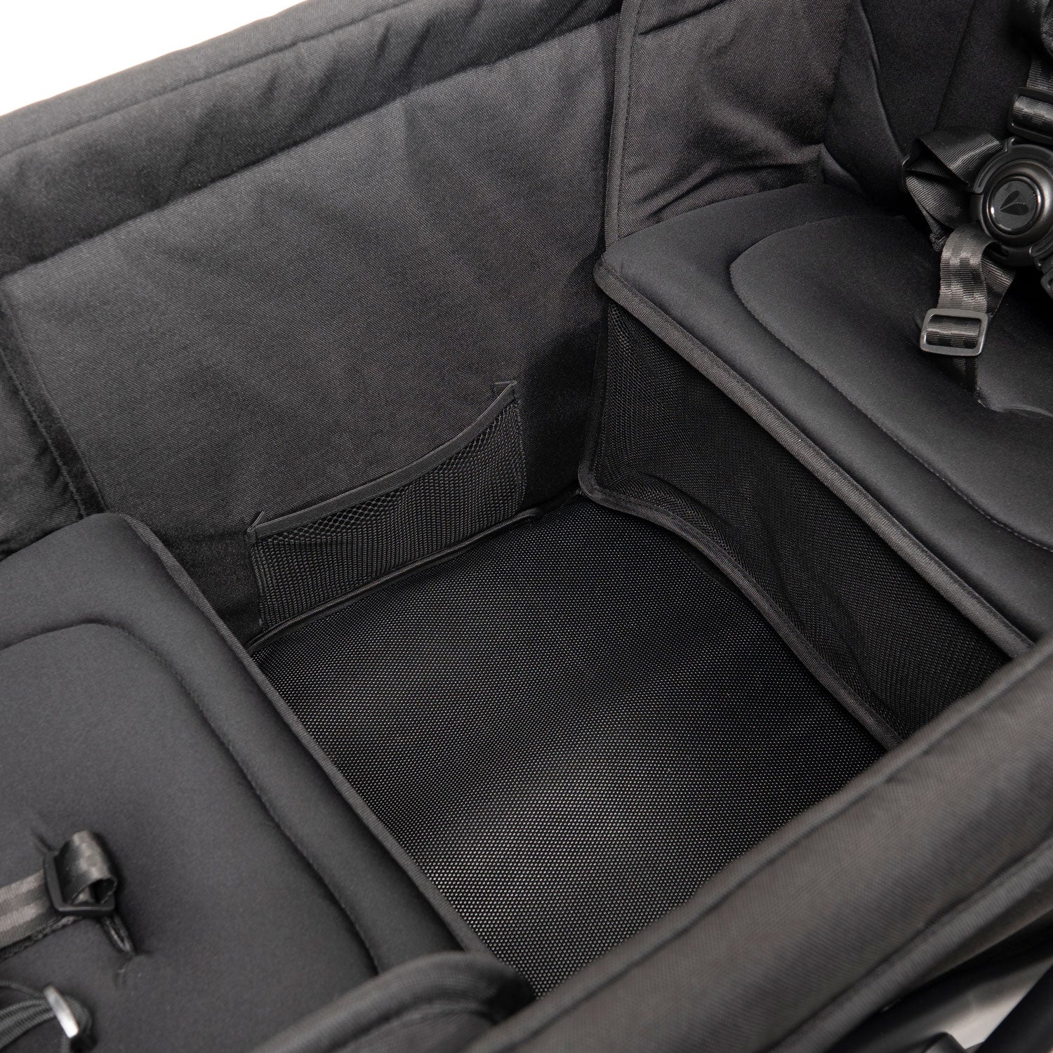 caravan coupe LTE raised footwell