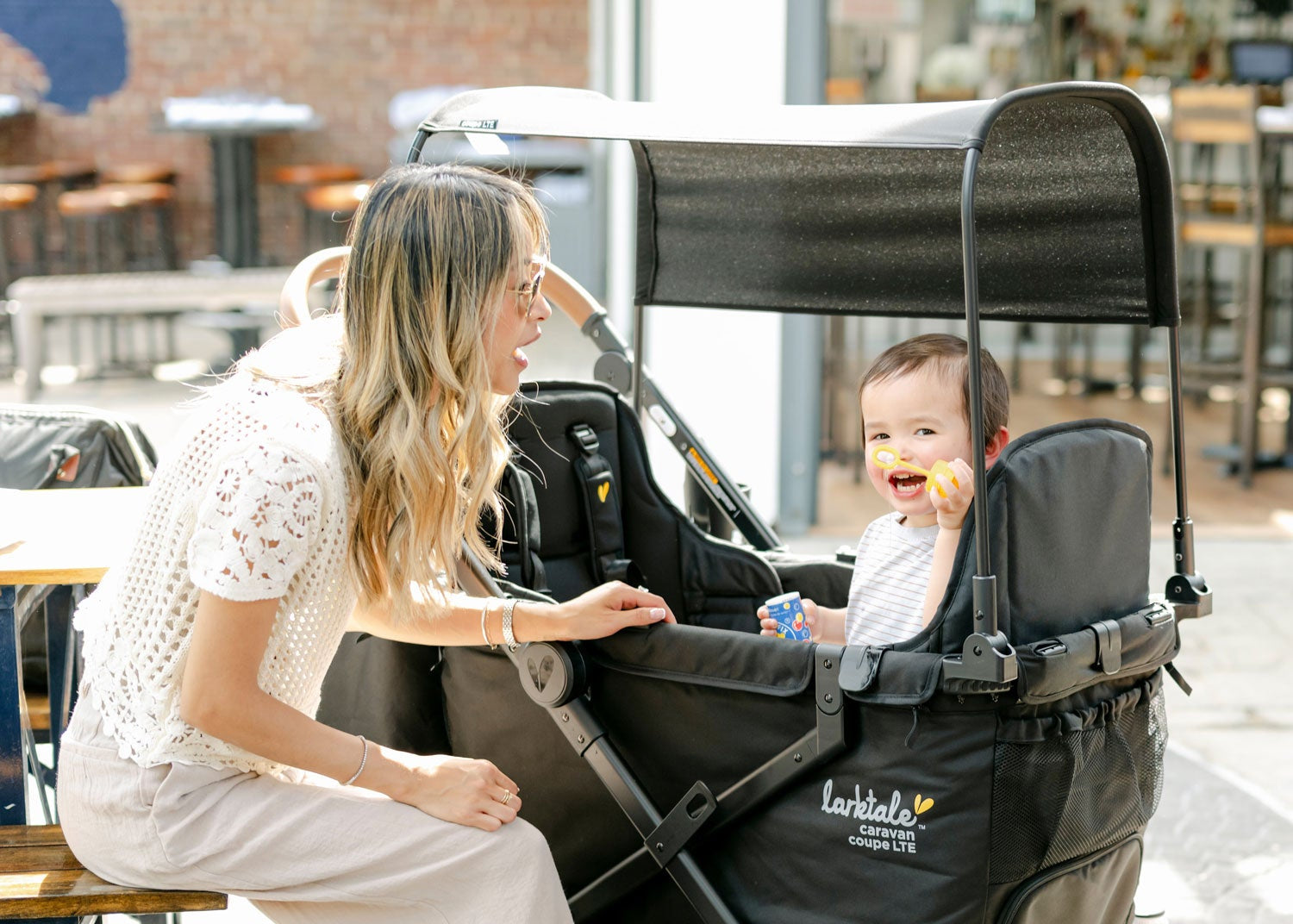 mom and baby with the caravan coupe LTE
